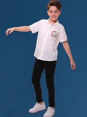 Boys’ 96% Cotton 4% Elastane Half Sleeves White Stretch Shirt with Mélange Trim and Print – Ready for Action